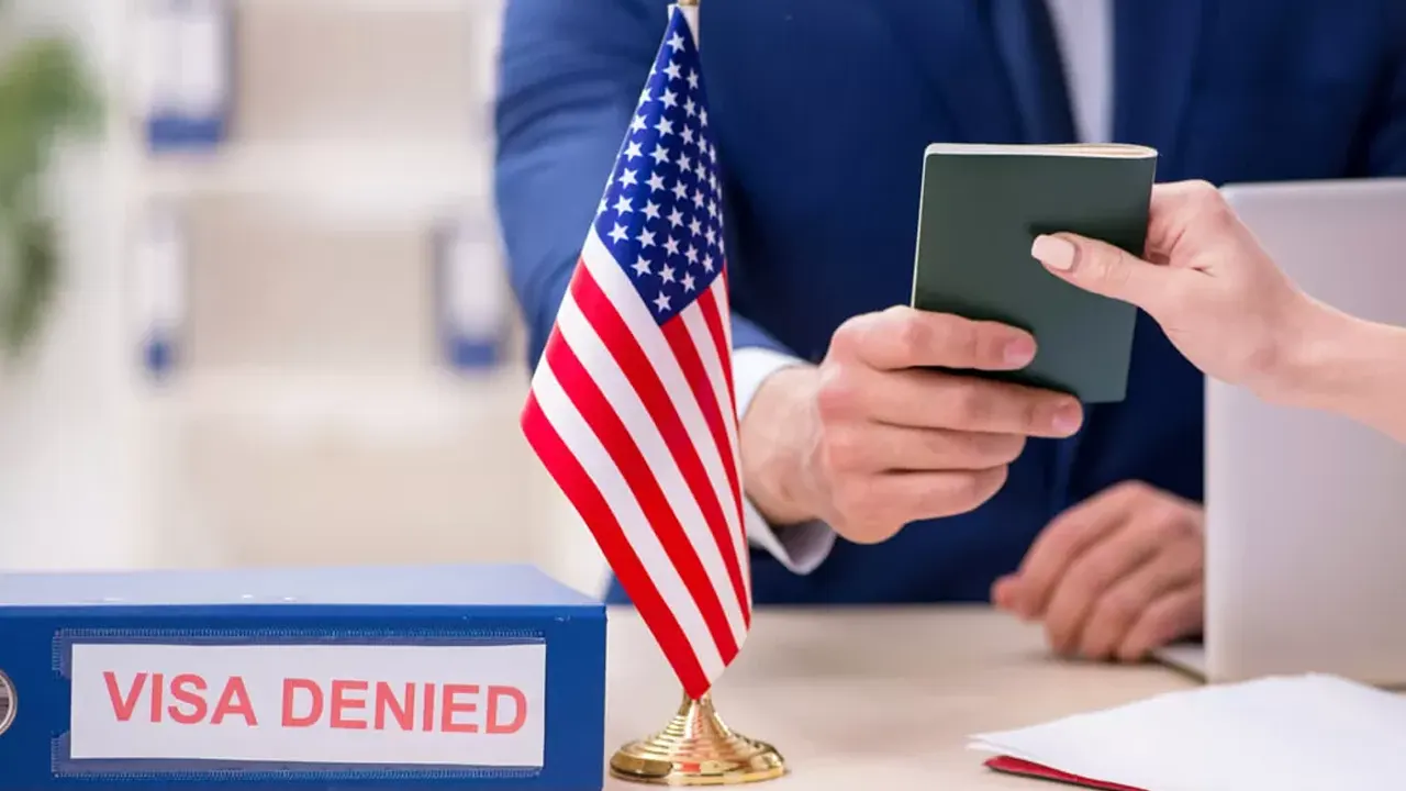 যুক্তরাষ্ট্রে ৮০ হাজার ভিসা বাতিল, জানা গেল কারণ