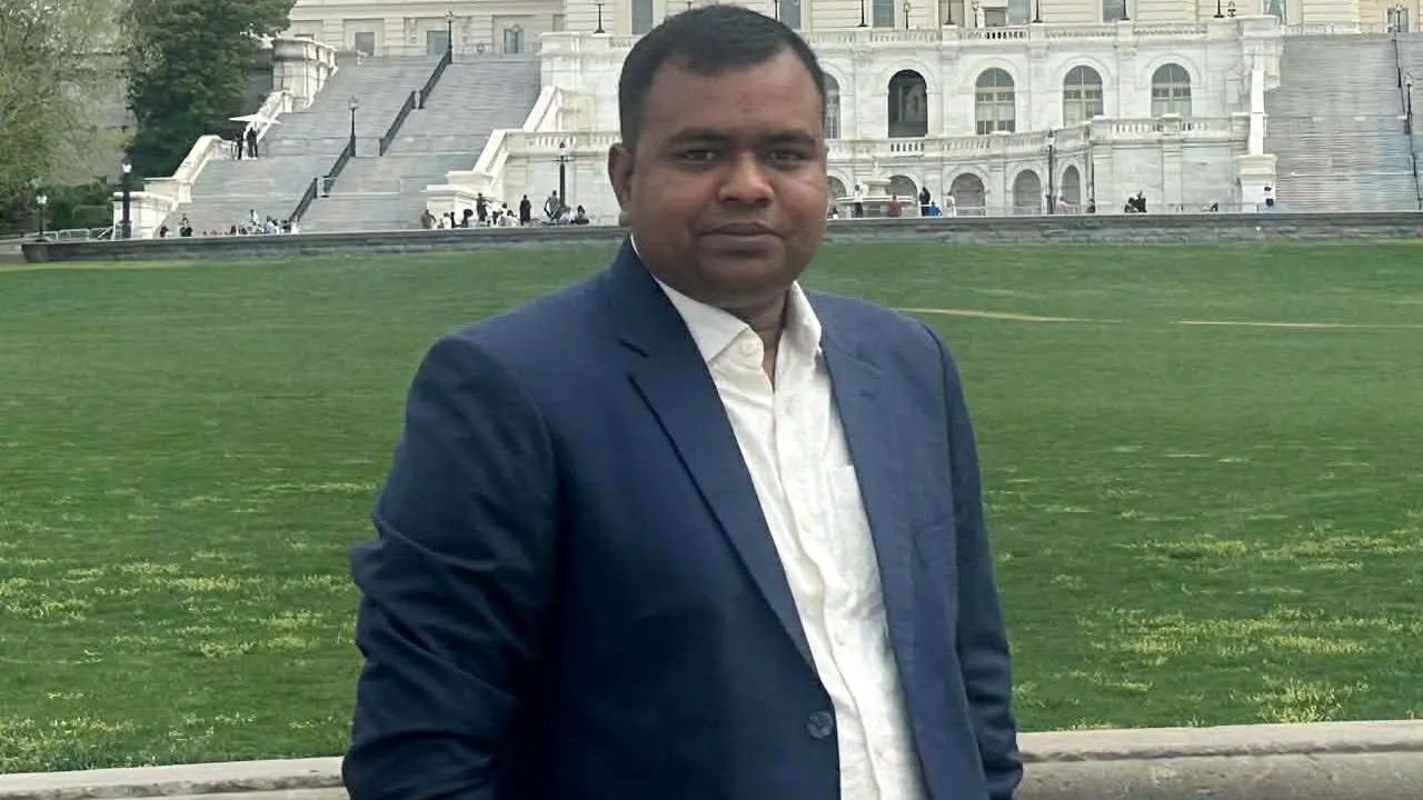 সংবাদ প্রকাশের ক্ষোভে সাংবাদিক শামছুলের বিরুদ্ধে জিডি