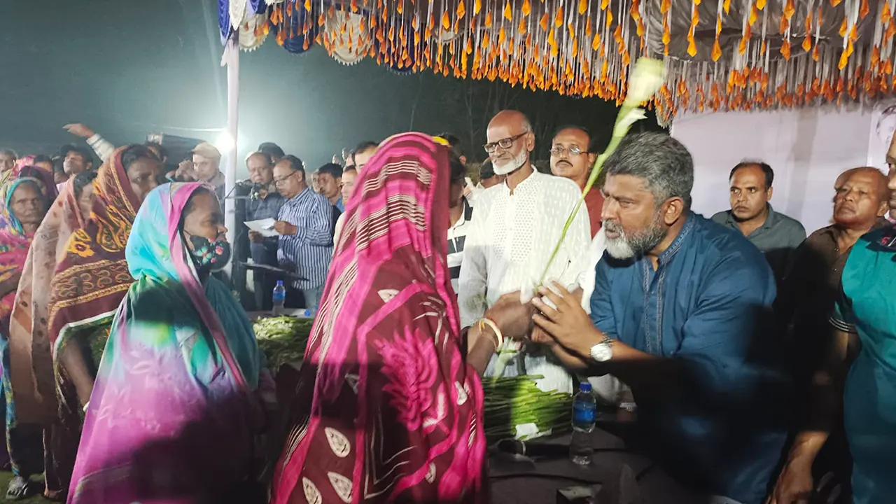 সনাতন ধর্মাবলম্বী ও ক্ষুদ্র নৃগোষ্ঠীর পাঁচ শতাধিক পরিবারের বিএনপিতে যোগ