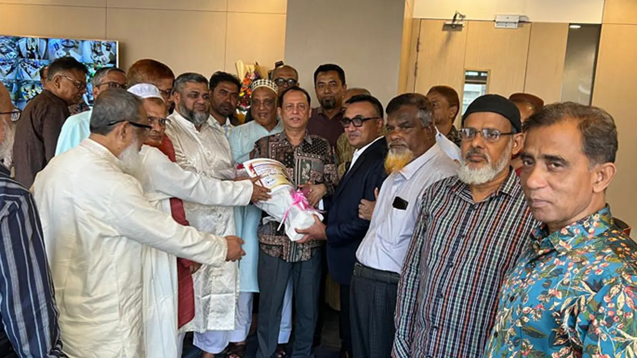 মাদক ও চাঁদাবাজমুক্ত ঢাকা-১১ গড়ার অঙ্গীকার ড. কাইয়ুমের