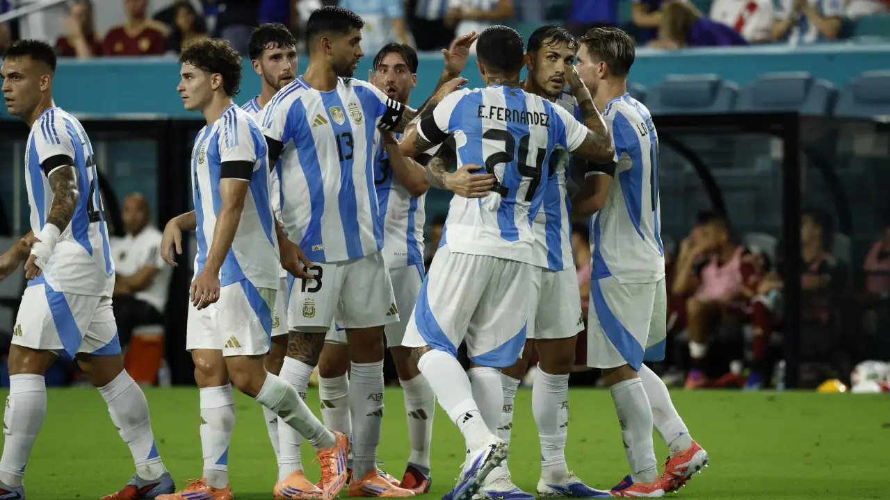 প্রীতি ম্যাচের জন্য চমক রেখে আর্জেন্টিনার দল ঘোষণা