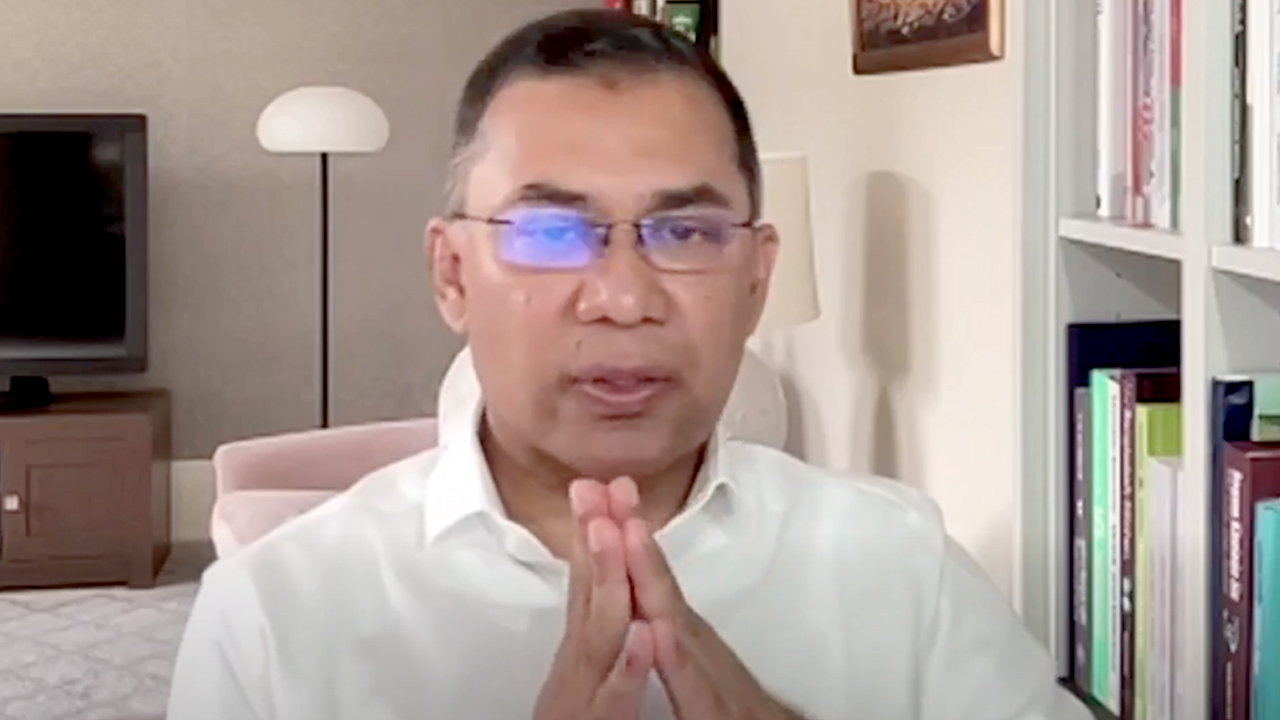 দয়া করে আমার নামের আগে বিশেষণ ব্যবহার করবেন না