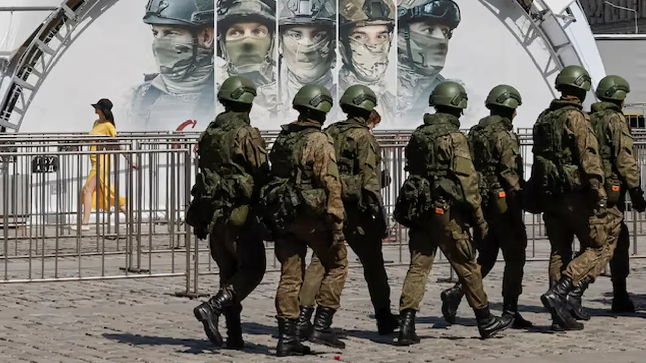 ইউক্রেন যুদ্ধে রাশিয়ার পক্ষে যোগ দিল ৩৬ দেশের সেনা