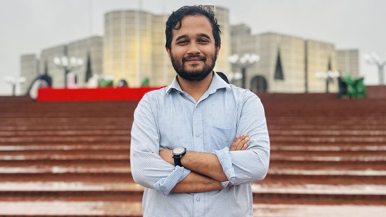 শিবগঞ্জে যাচ্ছেন মীর স্নিগ্ধ