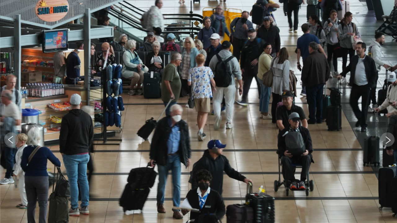 দ্বিতীয় দিনেও যুক্তরাষ্ট্রে ১ হাজারের বেশি ফ্লাইট বাতিল!