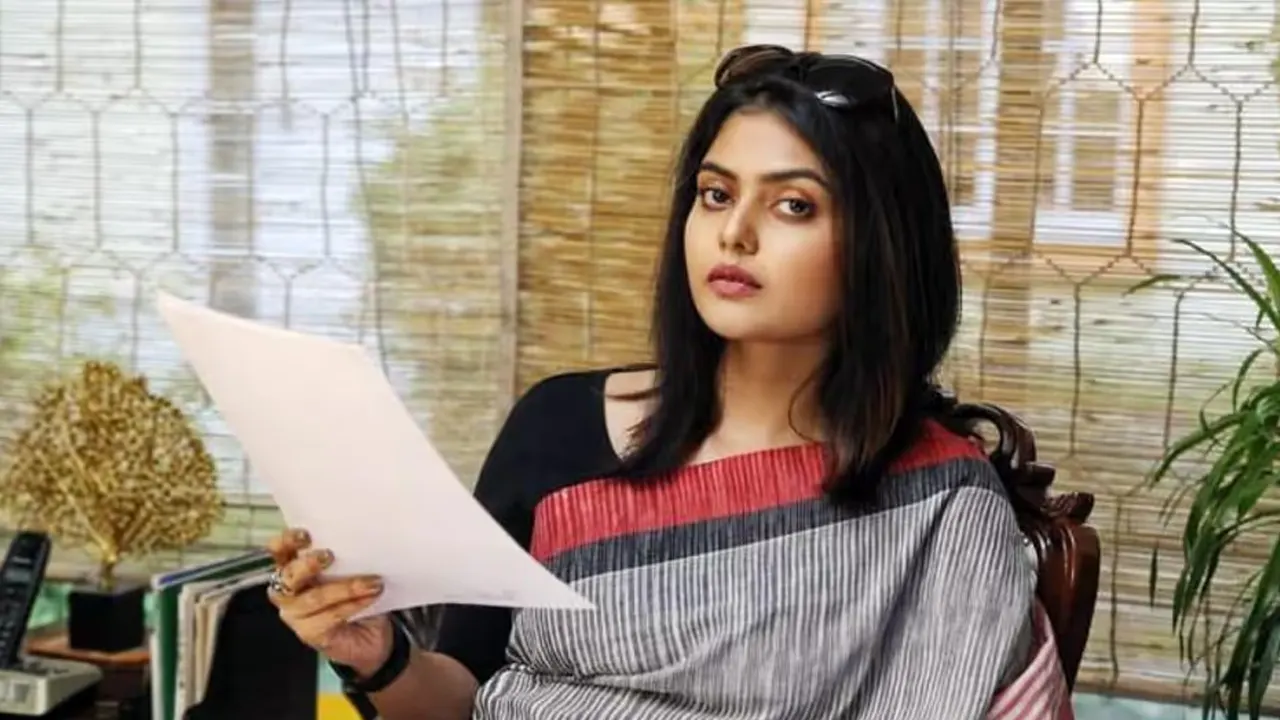 রাজনীতি থেকে অভিনয়ে ফিরলেন সায়নী ঘোষ