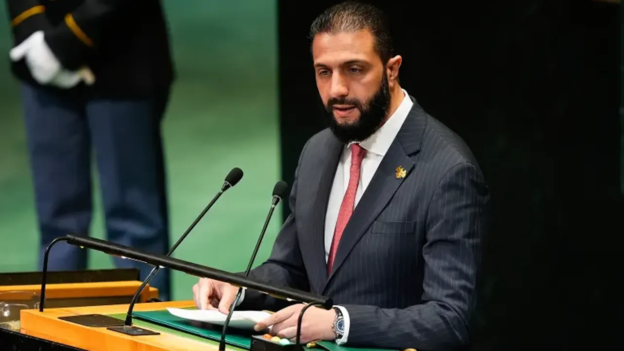 যুক্তরাষ্ট্র সফরে সিরিয়ার প্রেসিডেন্ট আল-শারা