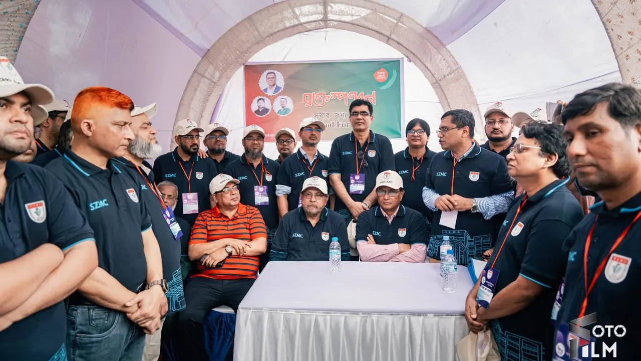 বগুড়ায় রক্তস্পন্দন-এর কিউআর কোড কার্যক্রমের উদ্বোধন করলেন ডা. পাভেল