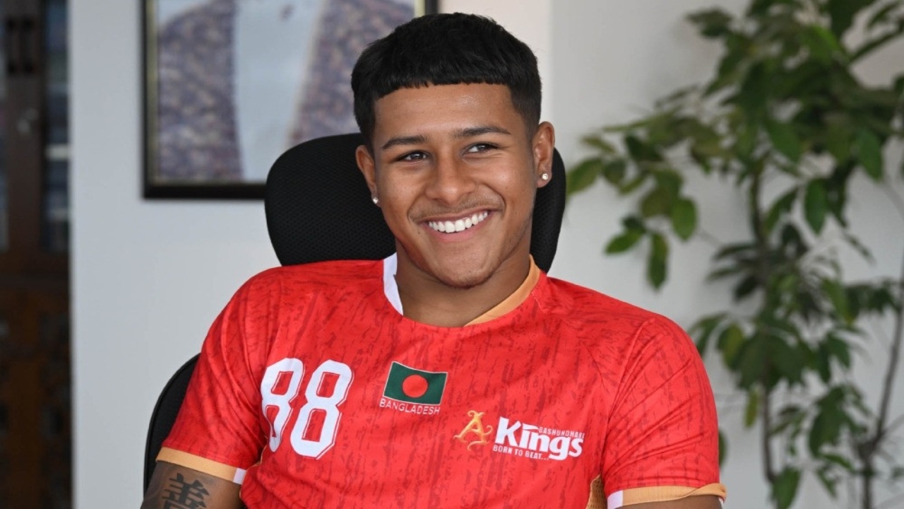 জাতীয় দলের ক্যাম্পে কিউবা মিচেল