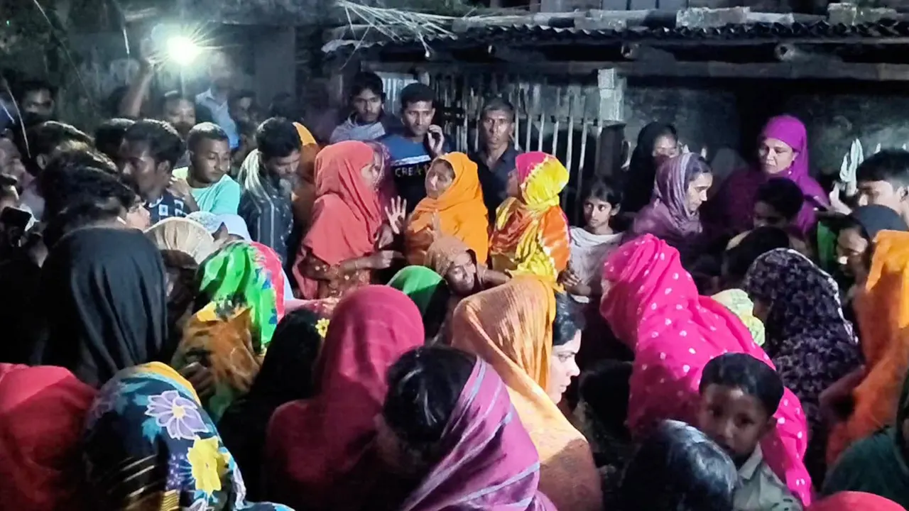 শাপলা তুলতে গিয়ে একই পরিবারের ৪ শিশুর মৃত্যু