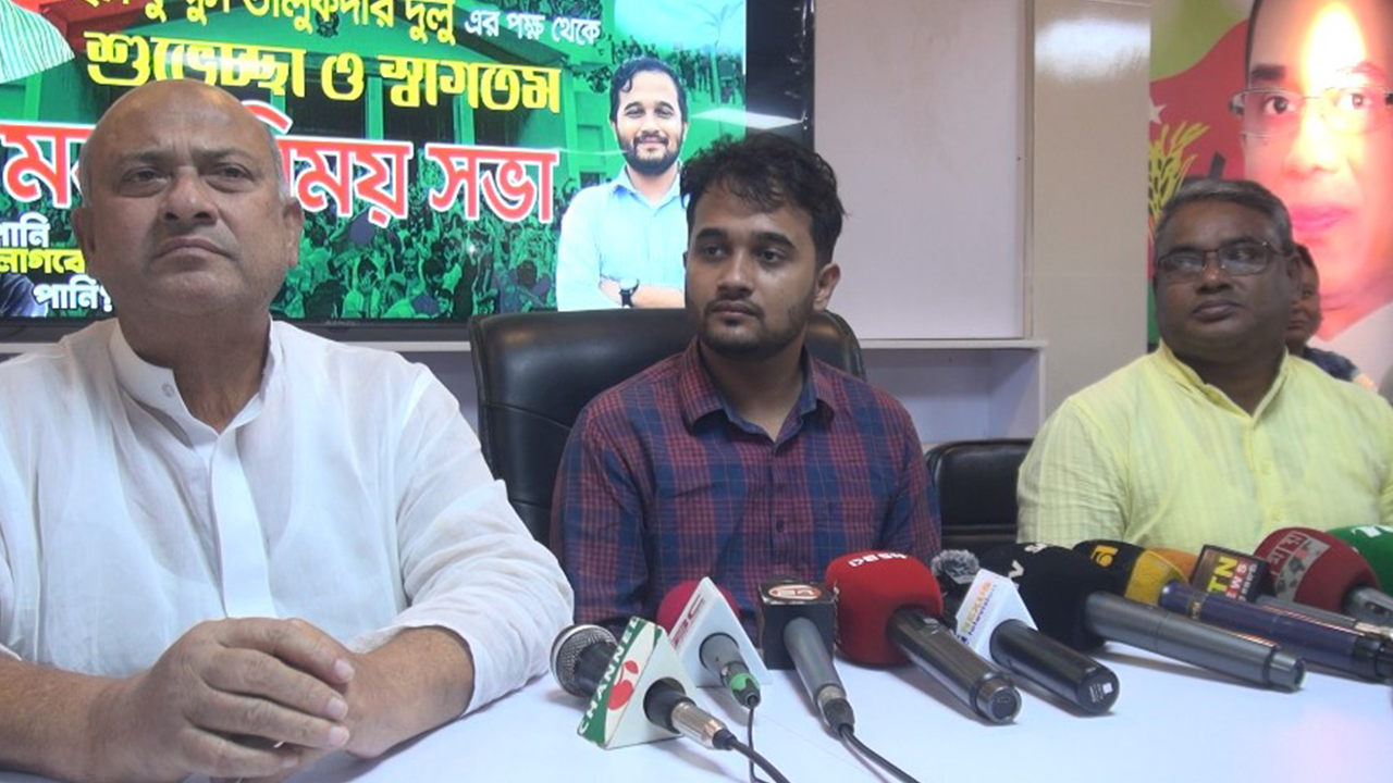 গণভবনে নিয়ে আপস করার জন্য চেষ্টা করা হয়েছে : স্নিগ্ধ