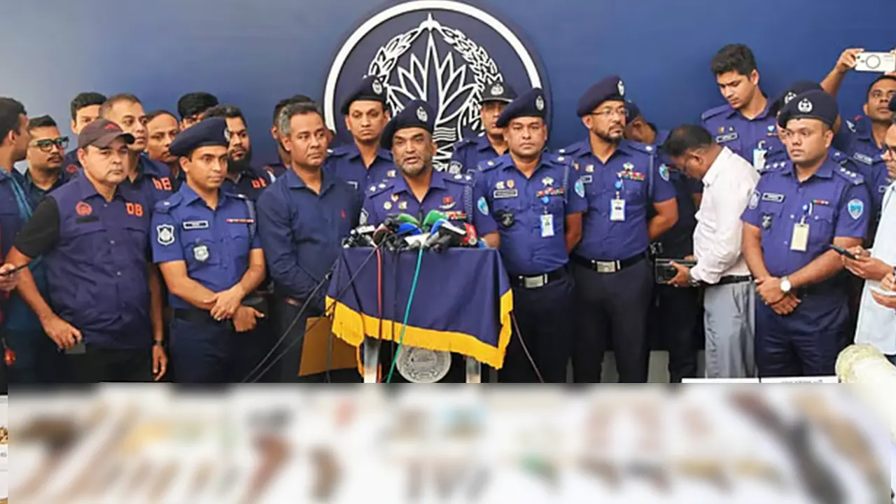 পুকুর সেচে থানা লুটের অস্ত্র-গুলি উদ্ধার