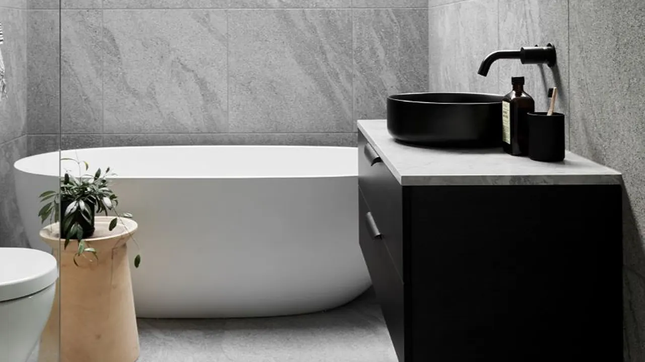 ছোট বাথরুমকে বড় দেখানোর সহজ কিছু উপায়