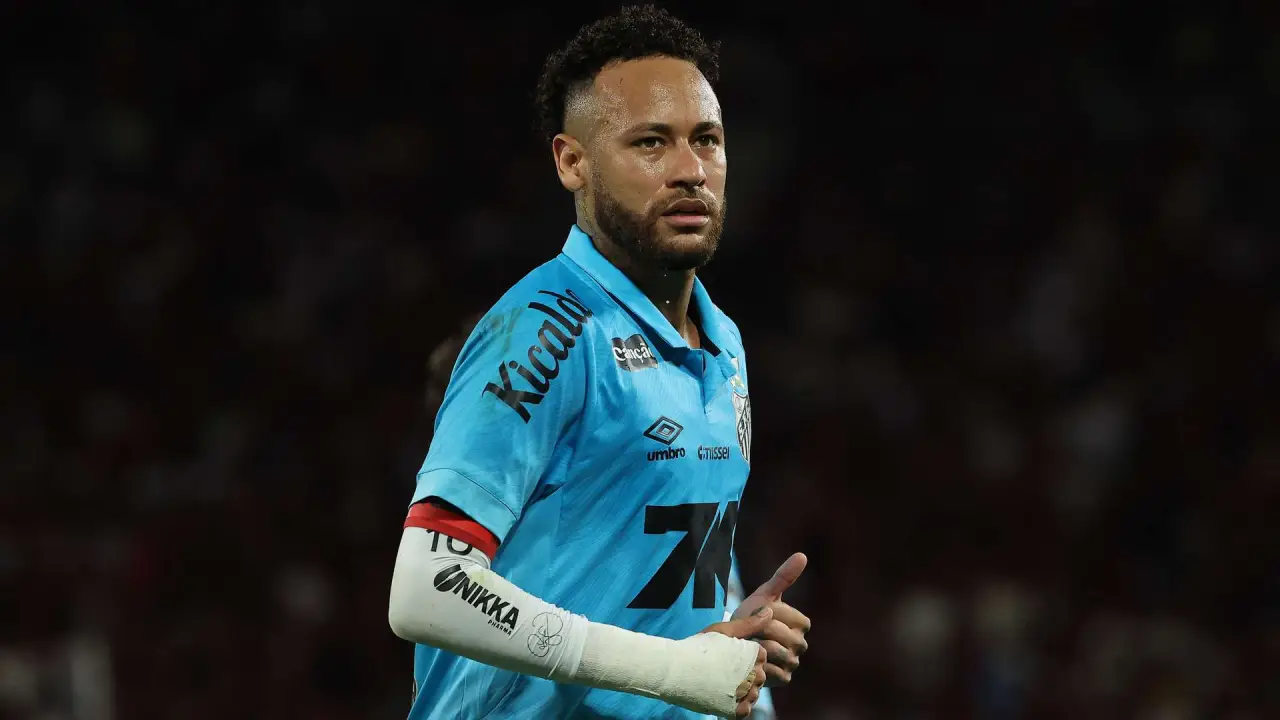 সাংবাদিককে নিয়ে প্রকাশ্যে ক্ষোভ নেইমারের