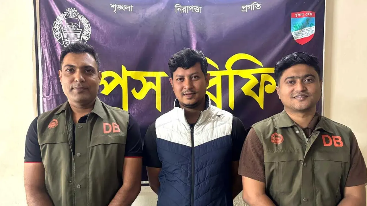 ছাত্রলীগের কেন্দ্রীয় নেতা আটক