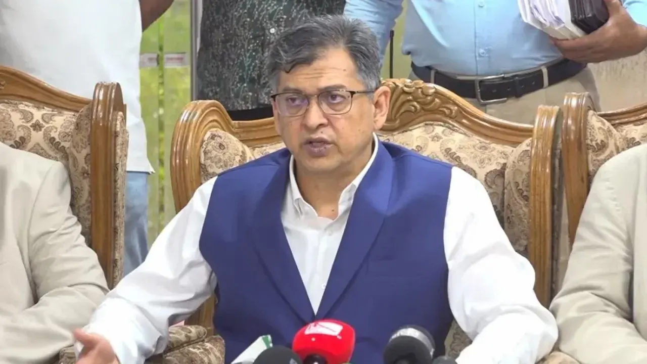 প্রধান উপদেষ্টার ভাষণে সালাহউদ্দিন আহমদের তাৎক্ষণিক প্রতিক্রিয়া