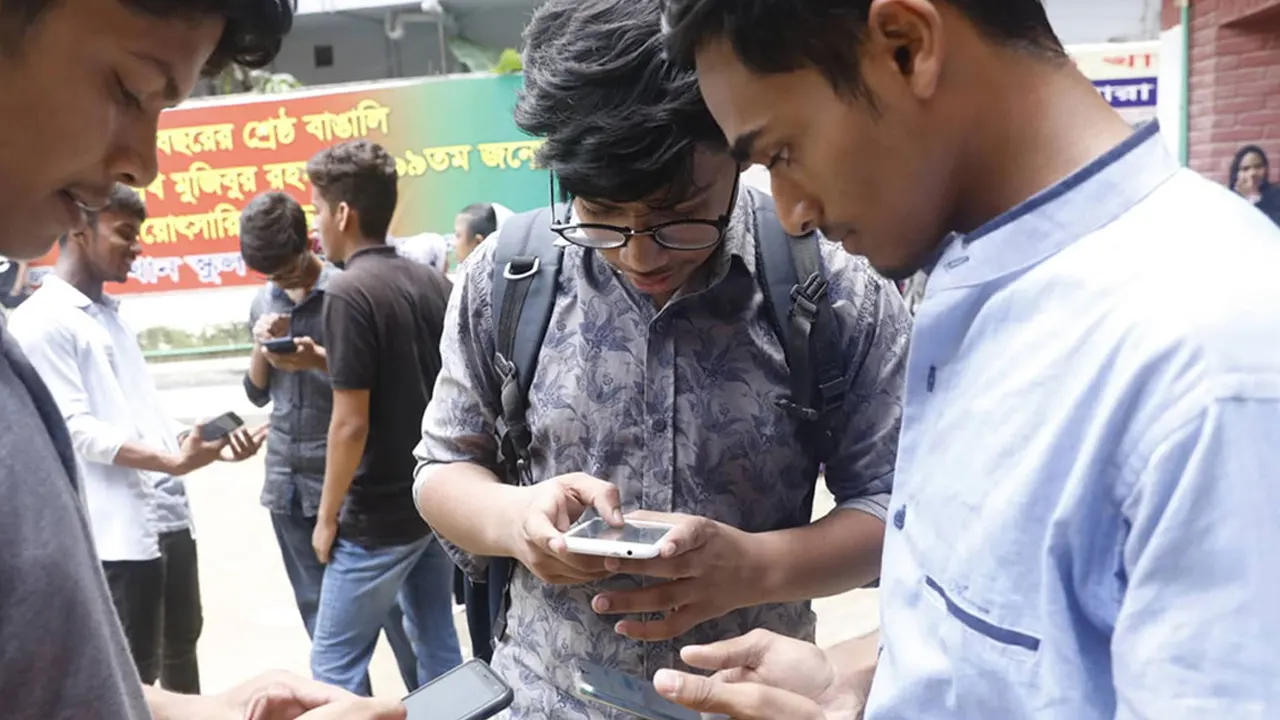 এইচএসসির পুনর্নিরীক্ষণের ফল প্রকাশের তারিখ ঘোষণা, যেভাবে জানবেন