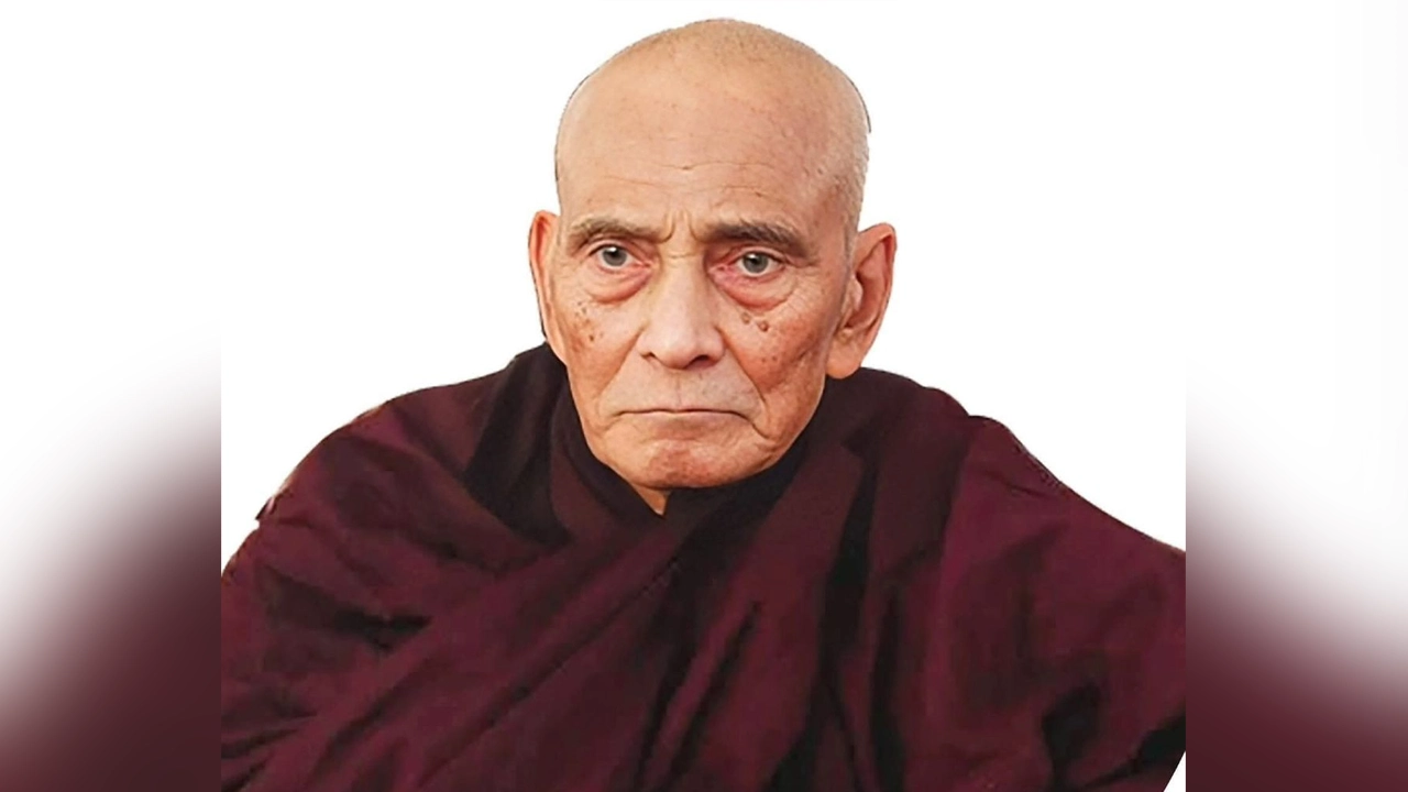 বাংলাদেশি বৌদ্ধদের সর্বোচ্চ ধর্মীয় গুরু জ্ঞানশ্রী মহাথেরের মহাপ্রয়াণ