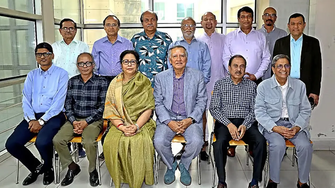 সম্পাদক পরিষদের নতুন সভাপতি কমিটি 