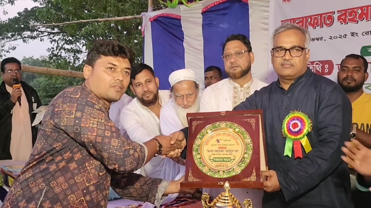 আরাফাত রহমান কোকো স্মৃতি ফুটবল টুর্নামেন্টের ফাইনাল অনুষ্ঠিত। ছবি : কালবেলা