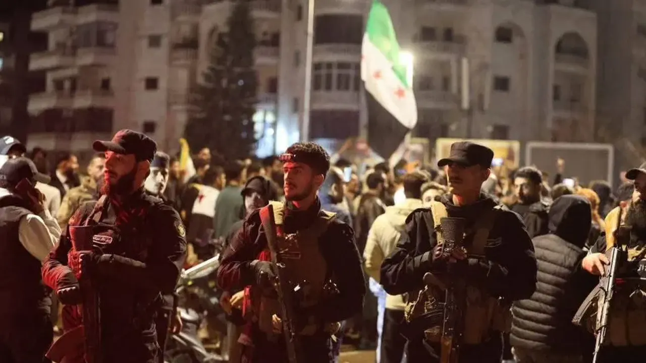 সিরিয়ার উপকূলে সরকারপন্থি বিক্ষোভের পর দাঙ্গা