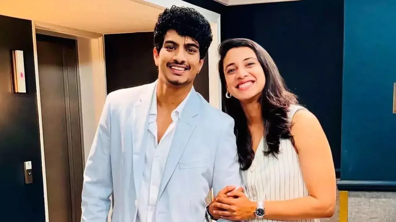 ব্যক্তিগত চ্যাট ফাঁসের পর বিয়ে স্থগিত, মুখ খুললেন গায়কের মা