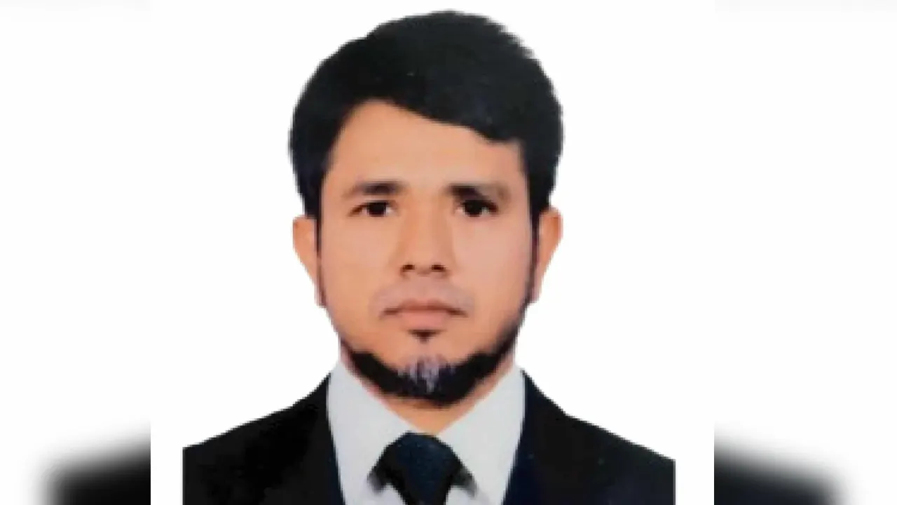 ম্যাজিস্ট্রেট মুজাহিদুর রহমান। ছবি : কালবেলা