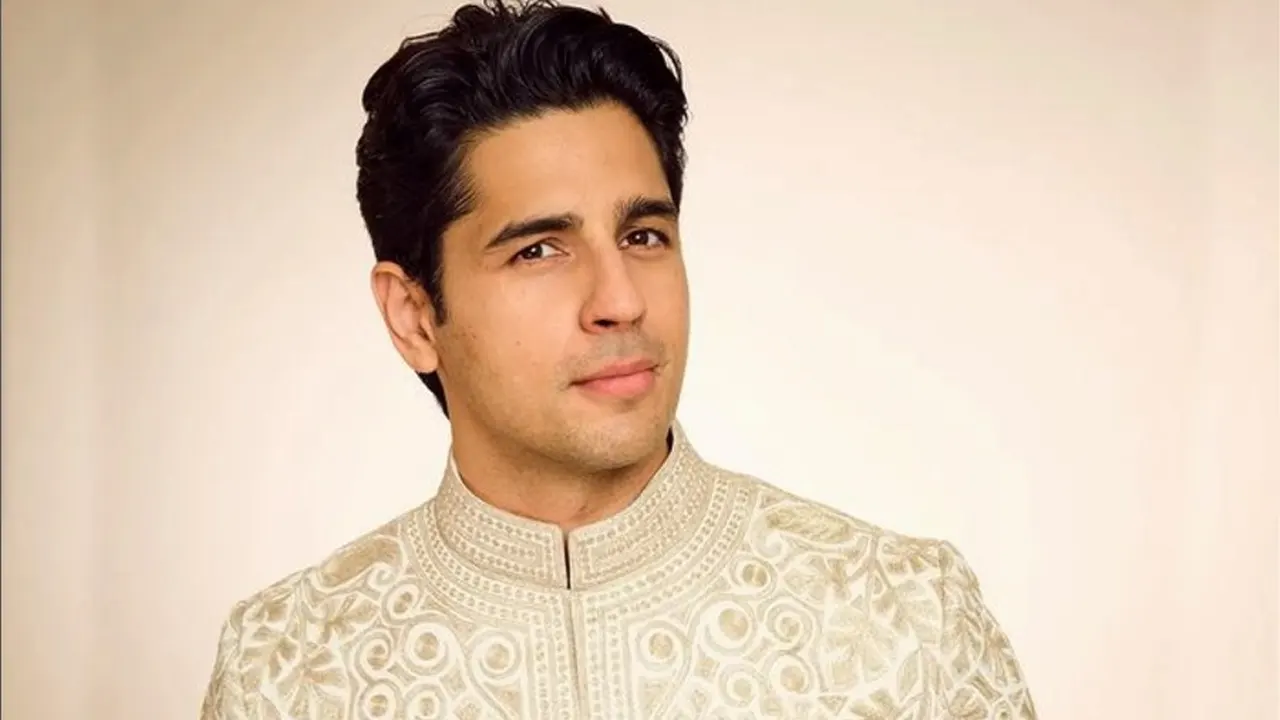 মেয়েকে নিয়ে সিদ্ধার্থের আবেগঘন বার্তা