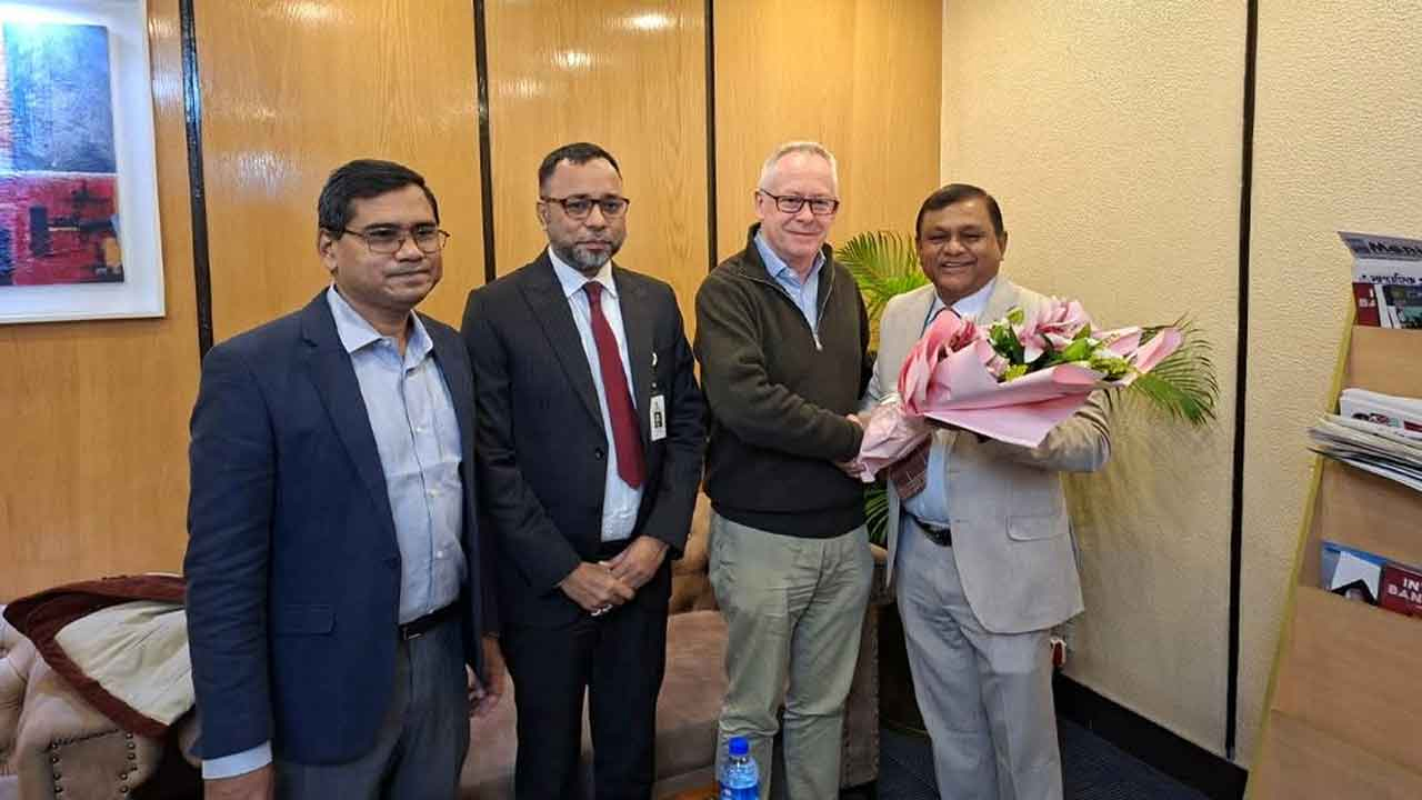 খালেদা জিয়ার চিকিৎসায় যুক্তরাজ্যের রিচার্ড বিলি