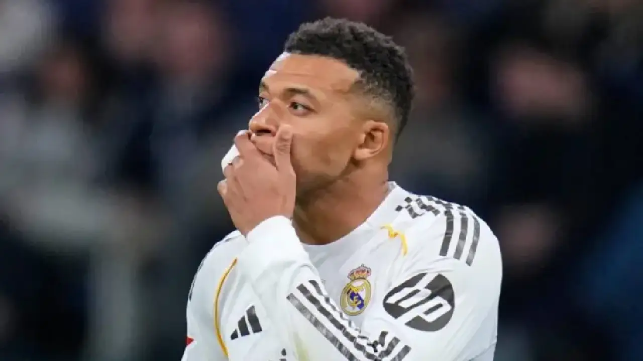 সিটির বিপক্ষে ম্যাচের আগে এমবাপ্পেকে নিয়ে দুশ্চিন্তায় রিয়াল