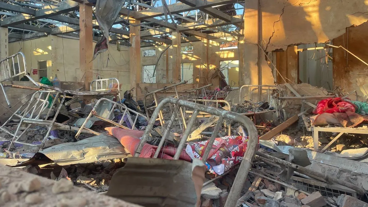 সৌদিতে ঝড়-বৃষ্টি, বন্যার সতর্কবার্তা