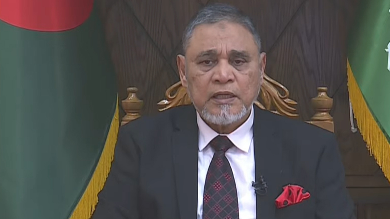 বক্তব্য রাখছেন সিইসি এ এম এম নাসির উদ্দীন। ছবি : সংগৃহীত