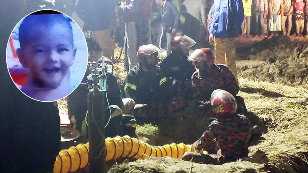 উদ্ধারের পর শিশু সাজিদকে মৃত ঘোষণা