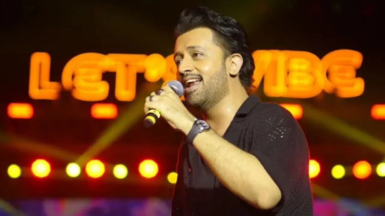 আতিফ আসলাম। ছবি : সংগৃহীত