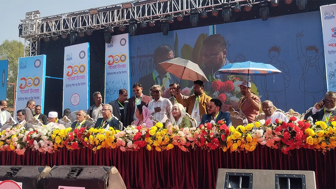 ‎শিক্ষার পাশাপাশি আমাদের দেশপ্রেম থাকতে হবে : রিতা