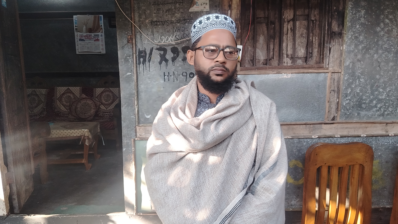 ওসমান হাদির ছোট বোন জামাই আমির হোসেন হাওলাদার। ছবি : কালবেলা