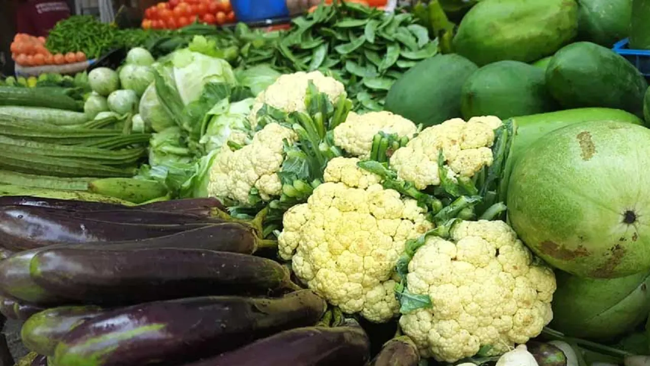 সবজির বাজারে স্বস্তি