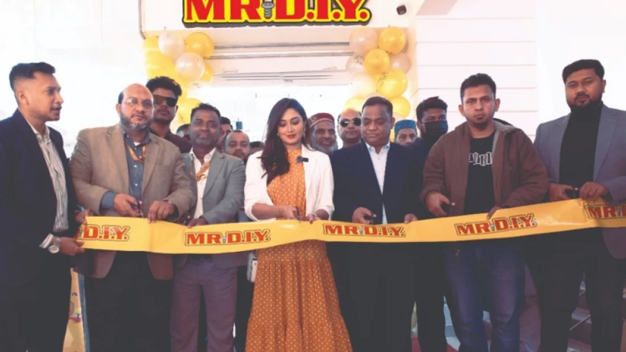 ঢাকার রামপুরা ও ময়মনসিংহে মি. ডিআইওয়াইয়ের দুটি স্টোর উদ্বোধন