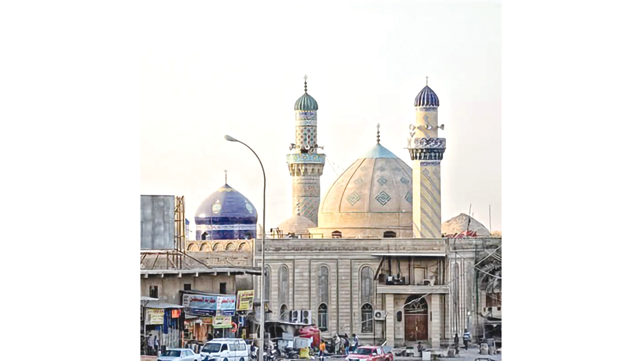 বসরা নগরীর গোড়াপত্তন করেন যে সাহাবি