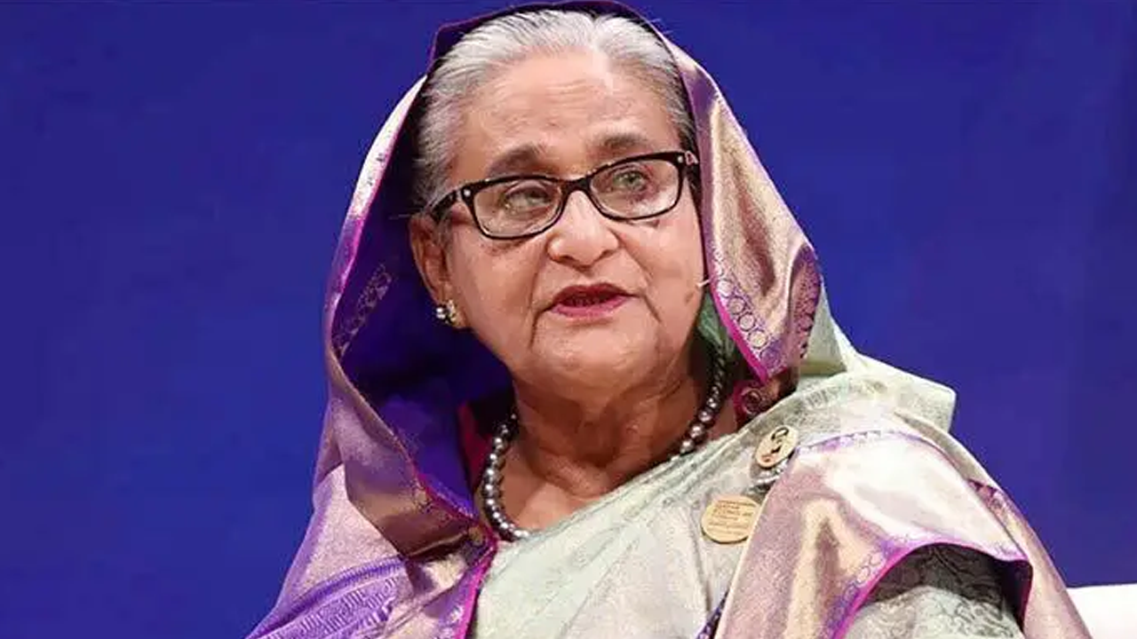 শেখ হাসিনার অবস্থান নিয়ে তির্যক মন্তব্য ভারতীয় সাবেক ক্রিকেটারের