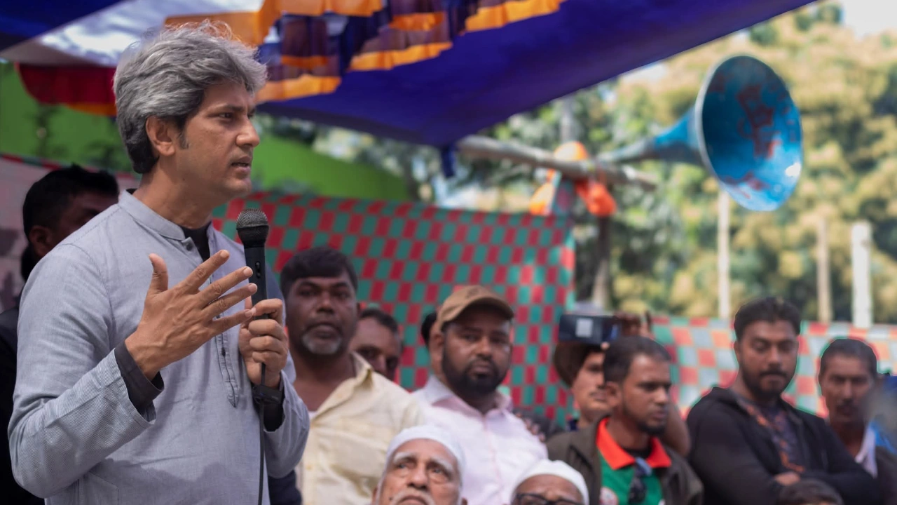 ব্রাহ্মণবাড়িয়া-৬ আসনের ছয়ফুল্লাকান্দিতে আয়োজিত এক পথসভায় বক্তব্য দেন গণসংহতি আন্দোলনের প্রধান সমন্বয়কারী জোনায়েদ সাকি। ছবি : কালবেলা