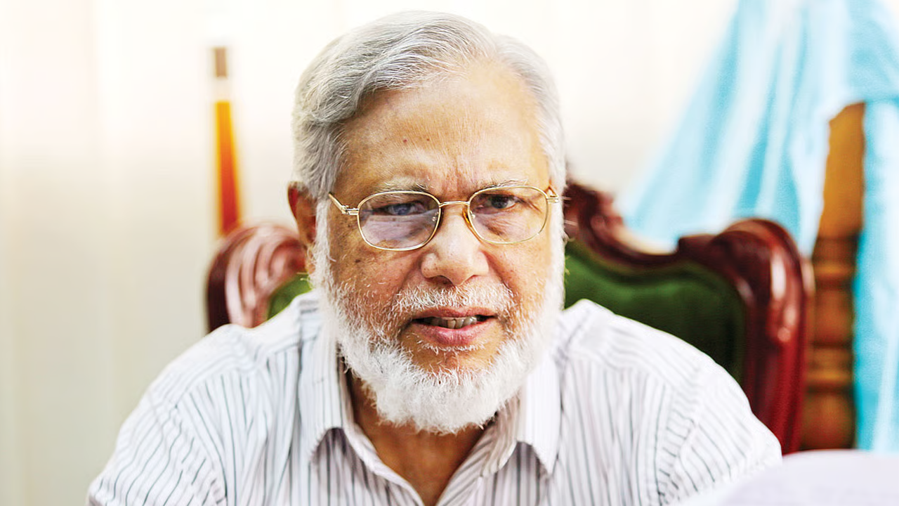 সাবেক প্রধান বিচারপতি খায়রুল হক। ছবি : সংগৃহীত
