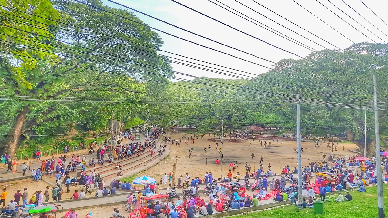 চট্টগ্রামের সিআরবি এলাকা। ছবি : কালবেলা