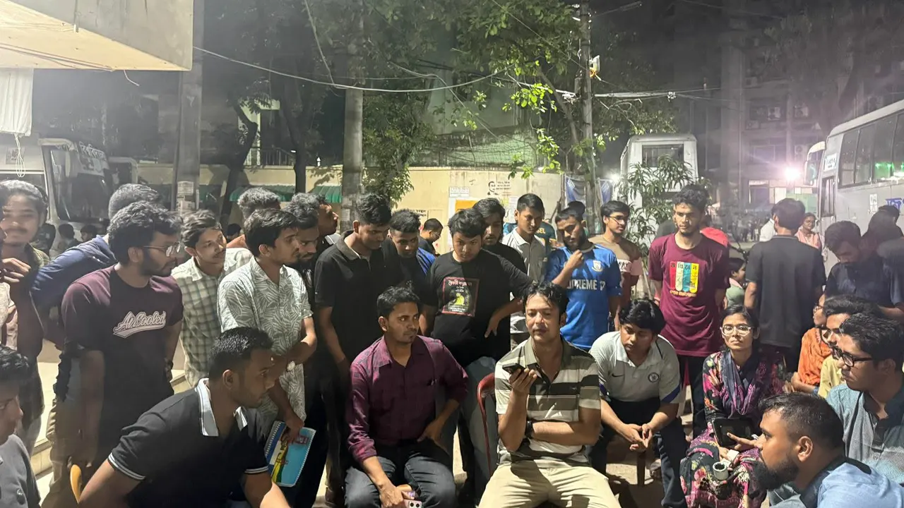 জবি শিক্ষার্থীদের ঈদযাত্রায় বাসের ব্যবস্থা করল ছাত্রদল