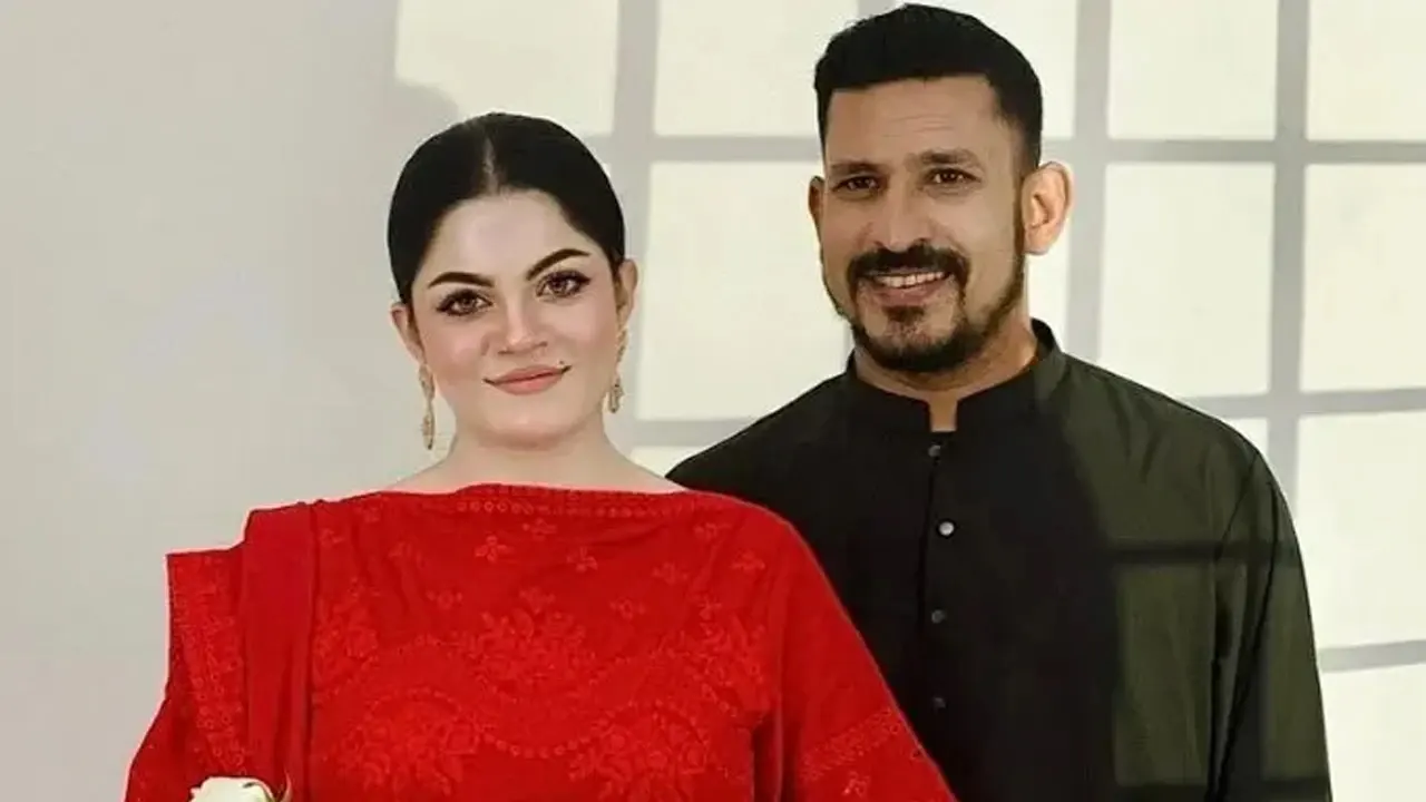 নাসির হোসেন ও তার স্ত্রী তামিমা। ছবি : সংগৃহীত