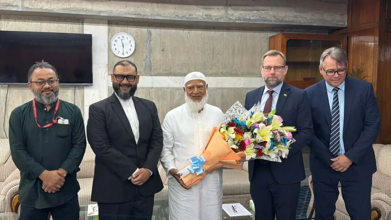 বিরোধীদলীয় নেতার সঙ্গে ডেনমার্কের রাষ্ট্রদূতের বৈঠক। ছবি : সংগৃহীত