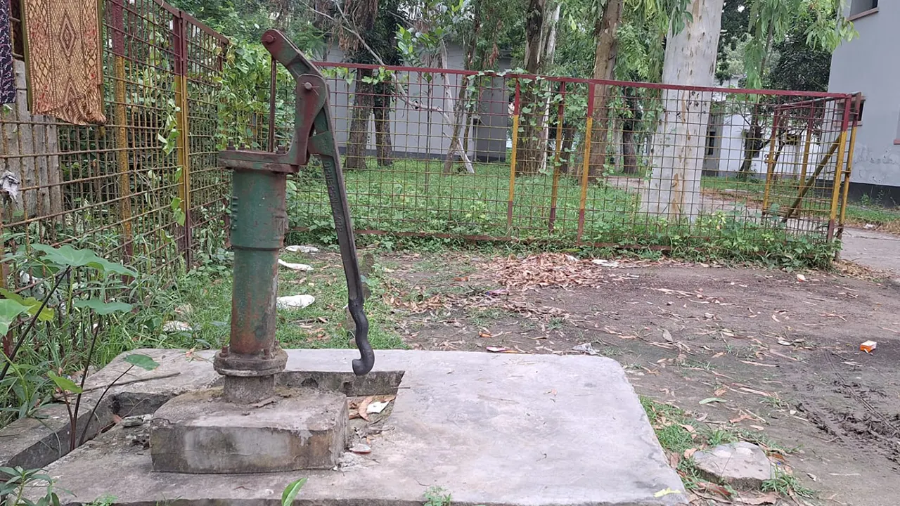 অকেজো টিউবওয়েল। ছবি : কালবেলা