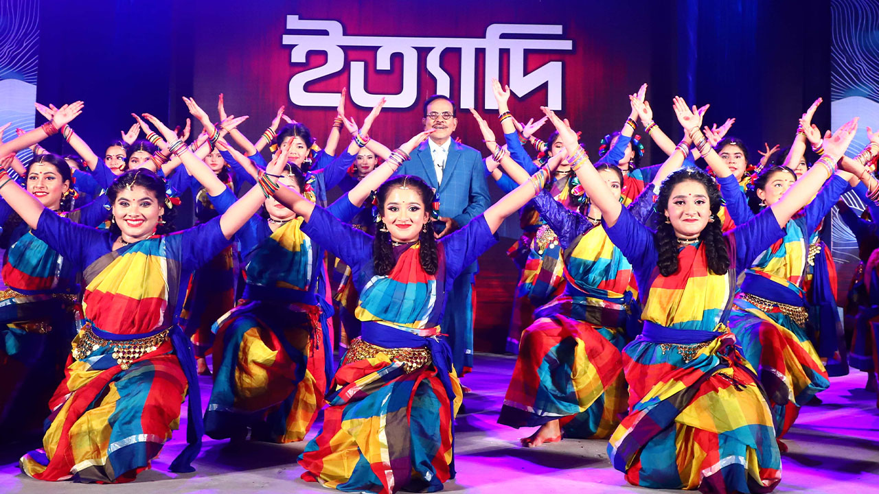 ইত্যাদির জন্য চিত্রায়িত একটি নৃত্যের দৃশ্য। ছবি - ফাগুন অডিও ভিশনের সৌজন্যে