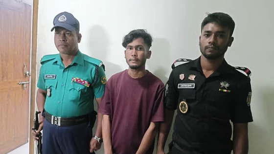 যৌথ অভিযানে গ্রেপ্তার আসামি। ছবি : সংগৃহীত