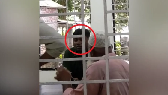 ভূমি অফিসের দায়িত্বে ঝাড়ুদার  |